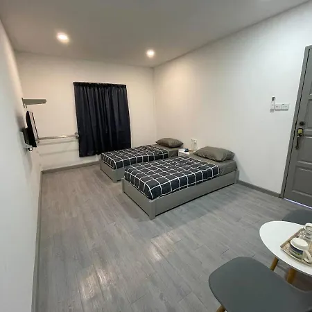 Alor Lanchang Roomstay Arau Exterior photo