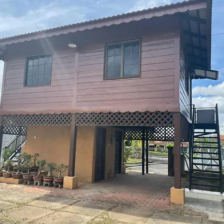 Alor Lanchang Roomstay Arau Exterior photo